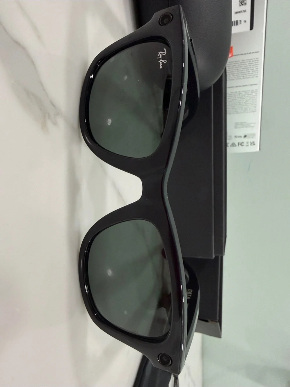 Ray-Ban Stories Wayfarer Smart Glasses RW4002 Black G-15 Green EUC